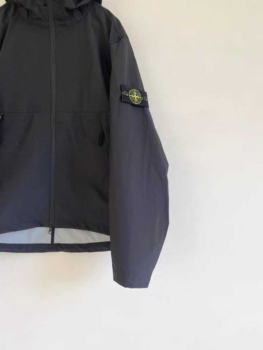 Kurtka z kapturem marki Stone Island/XL