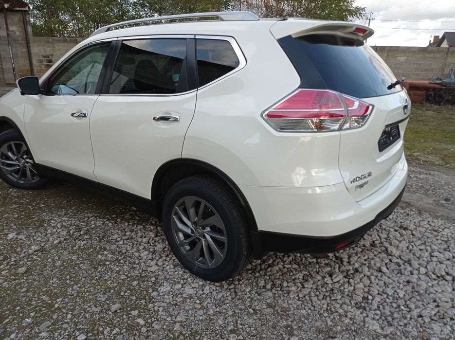 Nissan ROGUE SL awd