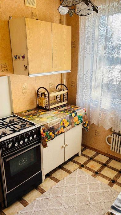 Продам 1 к.кв. 2/5 метро Салтівська Світла 39 533м/р