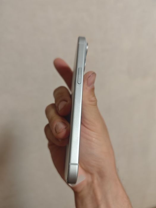 Iphone 15 128gb newerlock