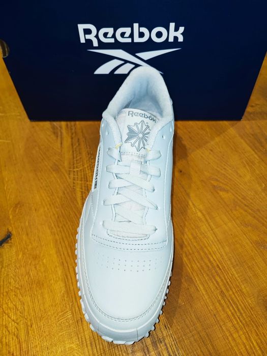 Reebok Club C Vibram grey 42,5 NOVAS