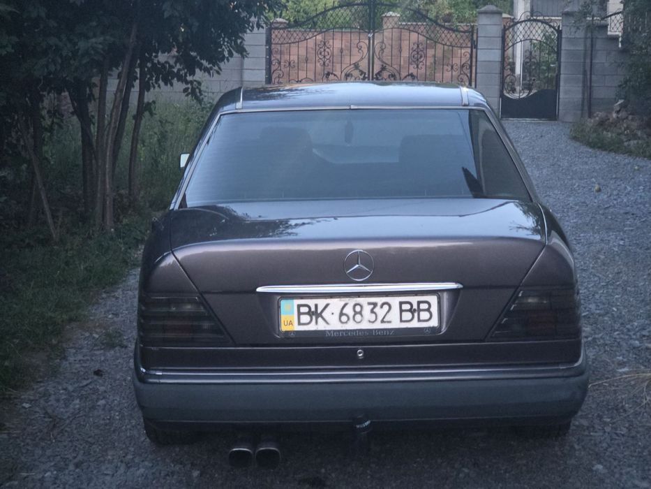 продам мерседес 124