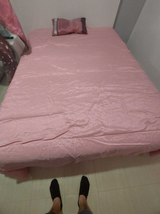 Colcha fina de meia estação de cama de casal