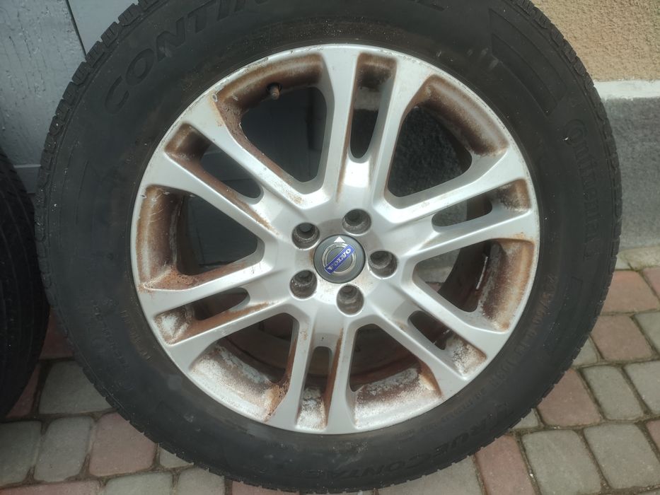 Диски R18 з резиною 235/60/18  Volvo XC60 2016