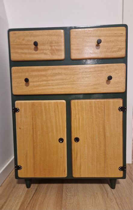 Movel de apoio antigo