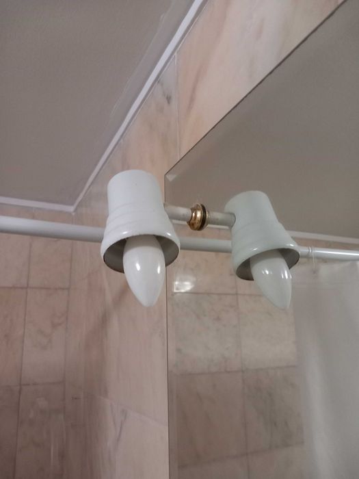 ESPELHO de Casa de Banho - em Excelente estado