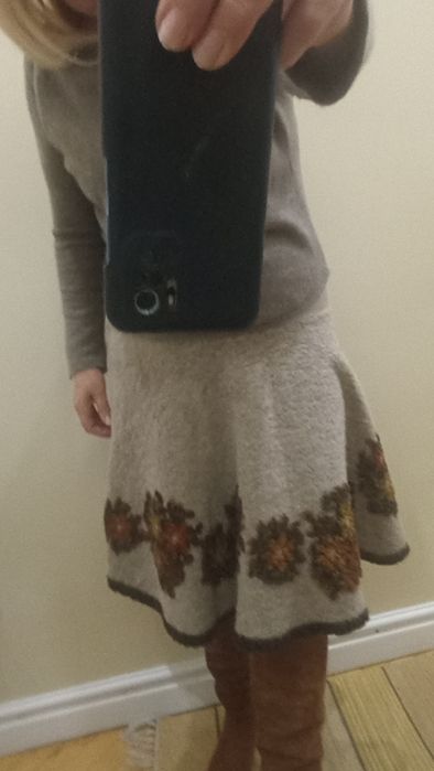 Спідниця з вовни валяної