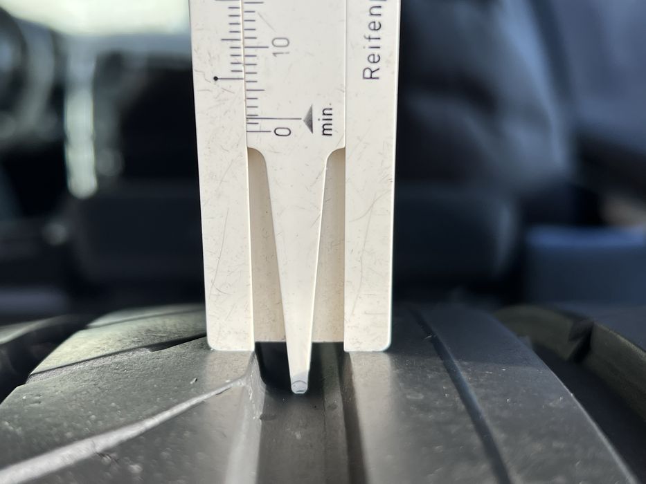 CONTINENTAL 245 40 r18 ContiSportContact 5 90% протектора ЛІТО 2 штуки