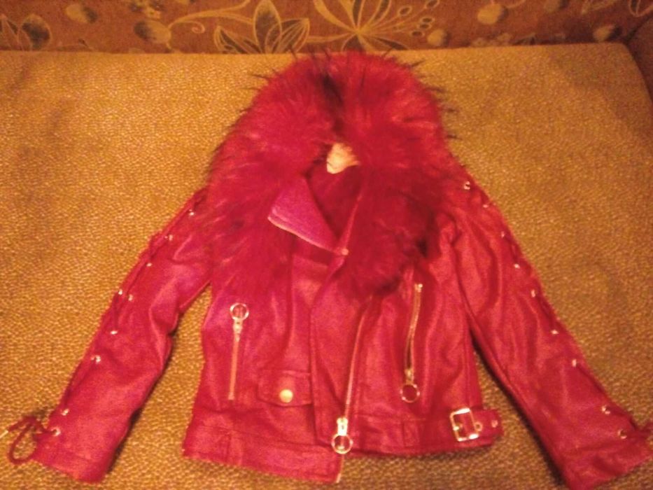 Куртка для девочки от 7ми до 10ти лет