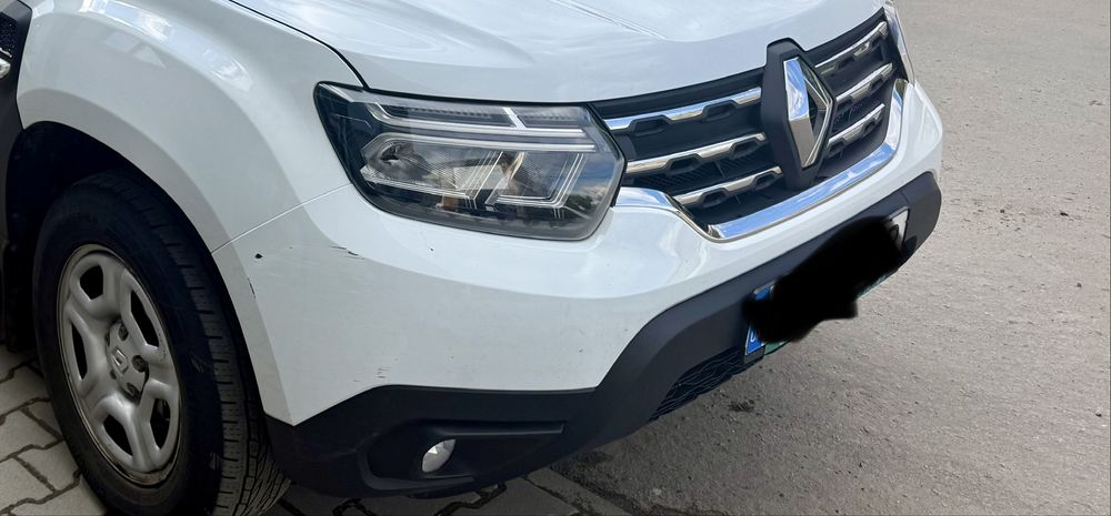 Бампер передній на дастер renault duster 2023