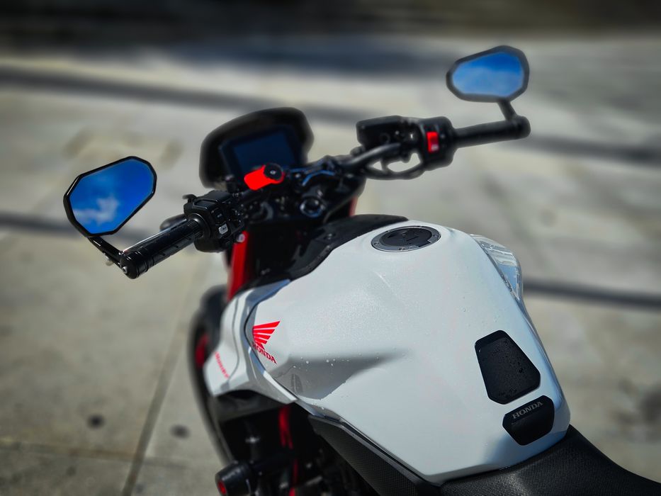 Honda CB750 Hornet *Full Extras*