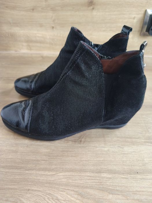Buty damskie na koturnie czarne 41 Hispanitas
