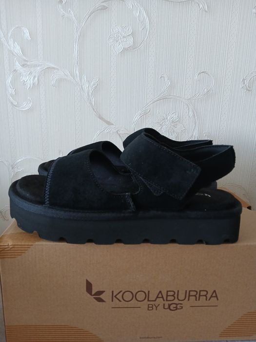 Босоніжки жіночі Ugg оригінал  нові 40 розмір, устілка 27см