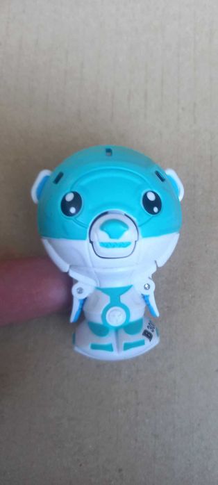 Boneco Bakugan CUBBO