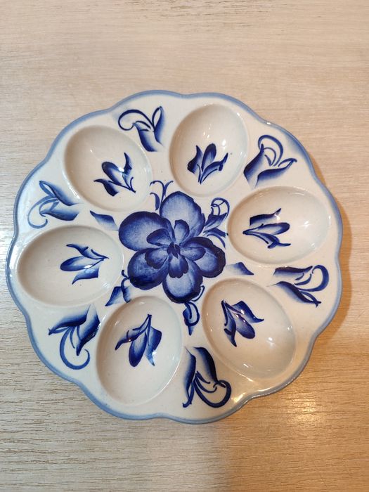 Різний посуд у відмінному стані