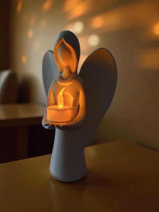 Imagem de um anjo com luz