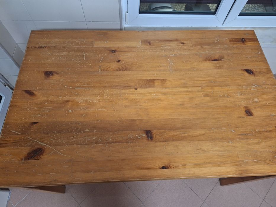 Mesa de cozinha kea