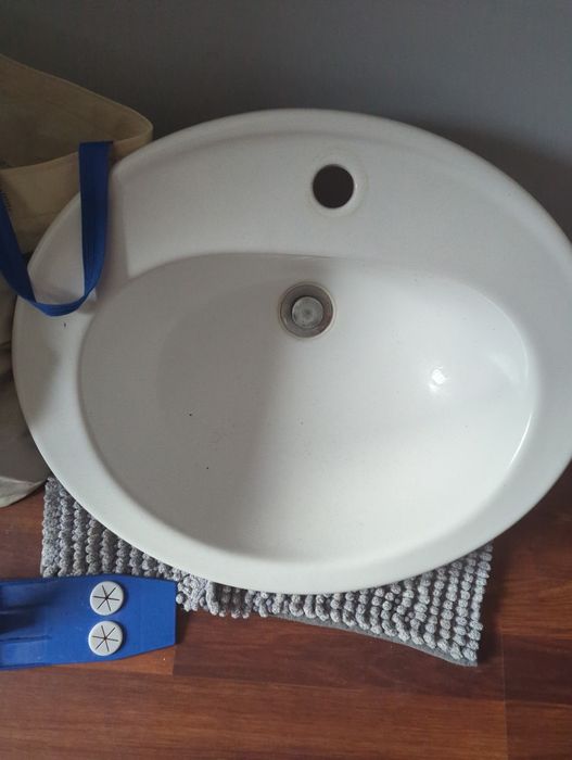 Oddam za darmo zlew ceramiczny