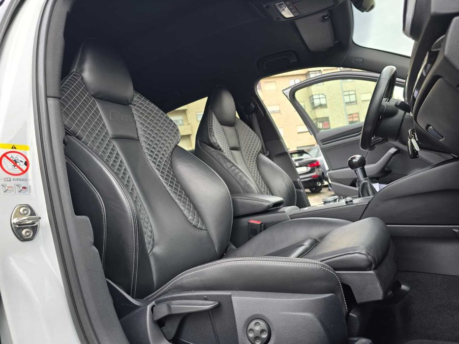 Audi S3 sportback 8v Ss line plus 2.0tfsi 300cv "full extras"