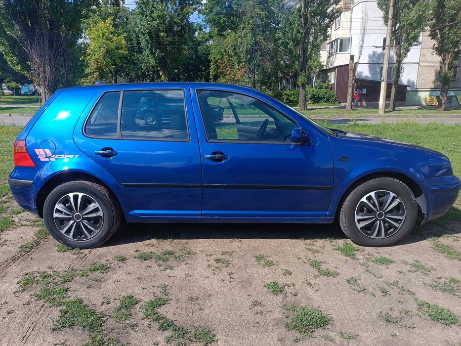 Продам Volkswagen Golf