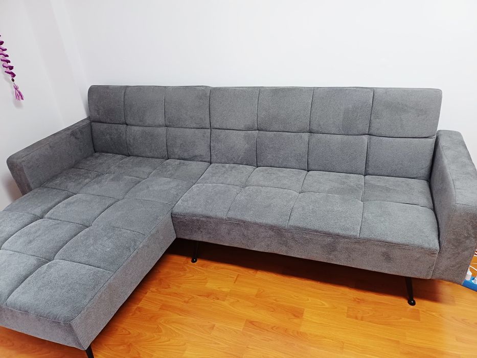 Sofá com chaise longue