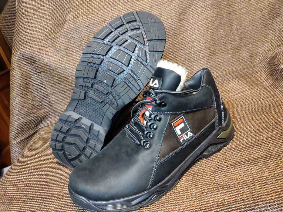 Ботинки, Кроссовки, Чоботи, мужские зимние 42-44размер