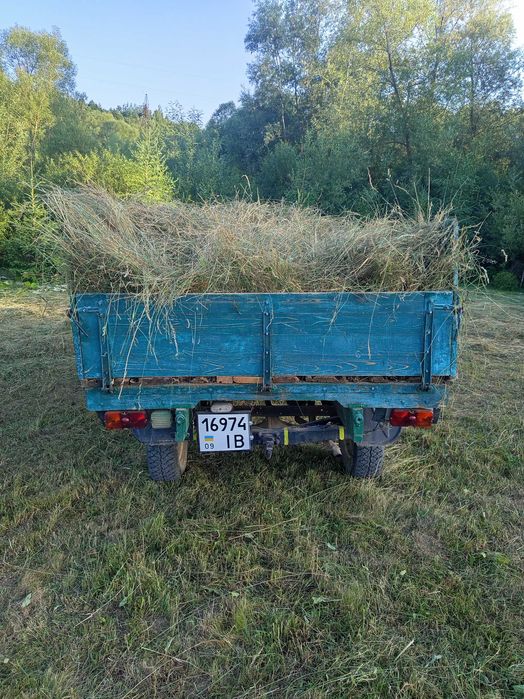 Продам уаз бортовий обміняю на трактор