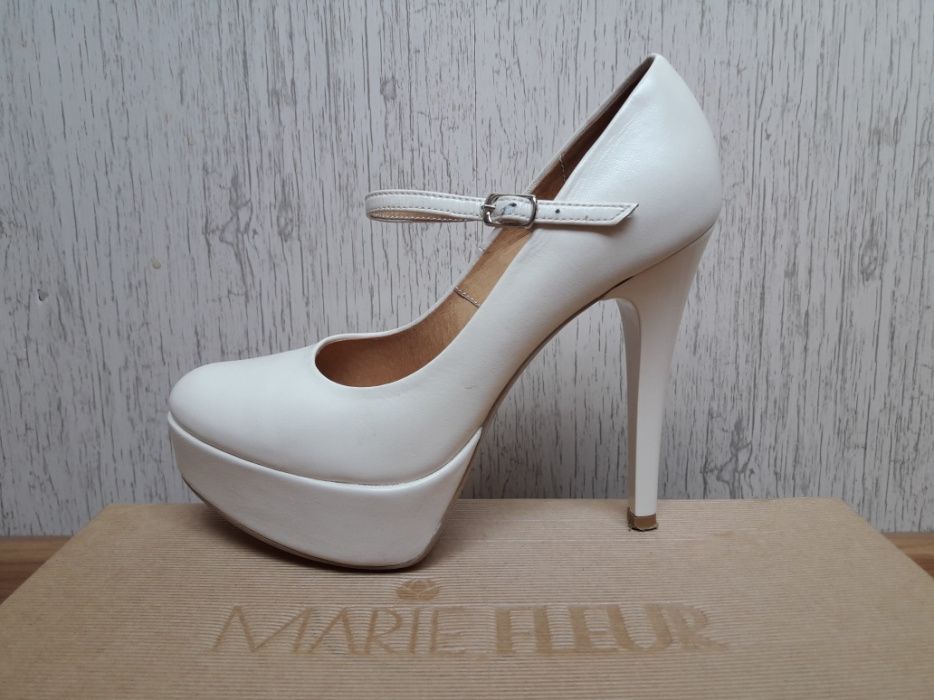 Туфли из натуральной кожи бренда Mari Fleur 35 р.