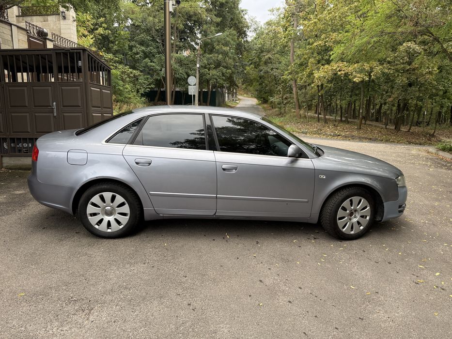 Продам Audi A4 b7 2.0 benz