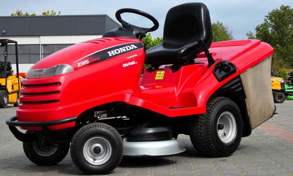 Traktorek kosiarka HONDA 2315 2 Cylindry (180502.6) - Baras