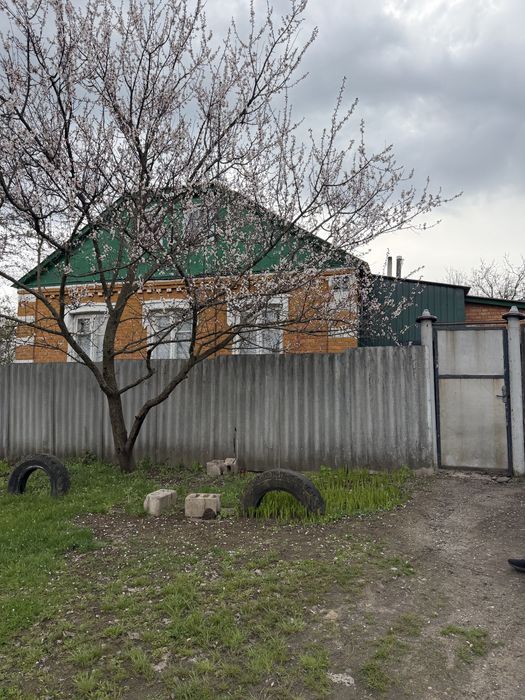 Продам будинок Валки
