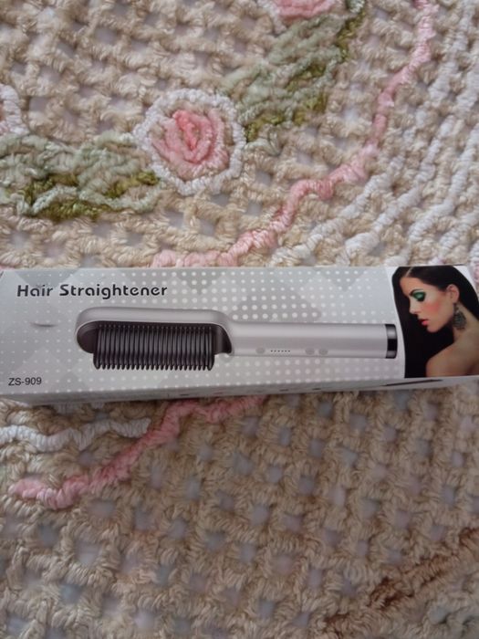 Escova de alisamento nova