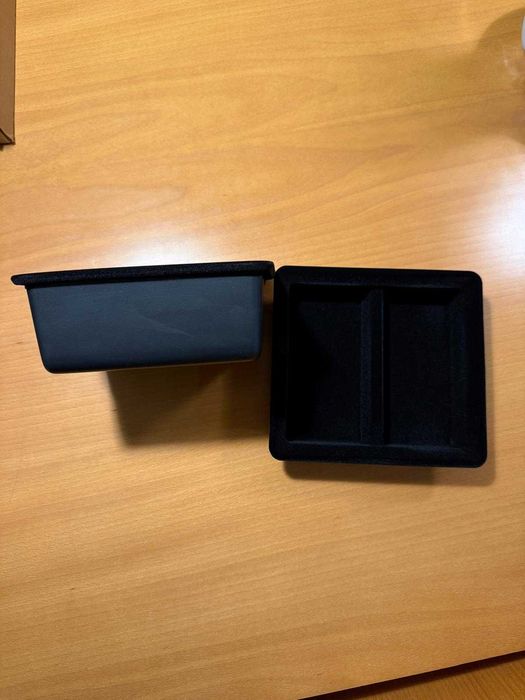 Bandejas da Consola Central Tesla Model Y/3