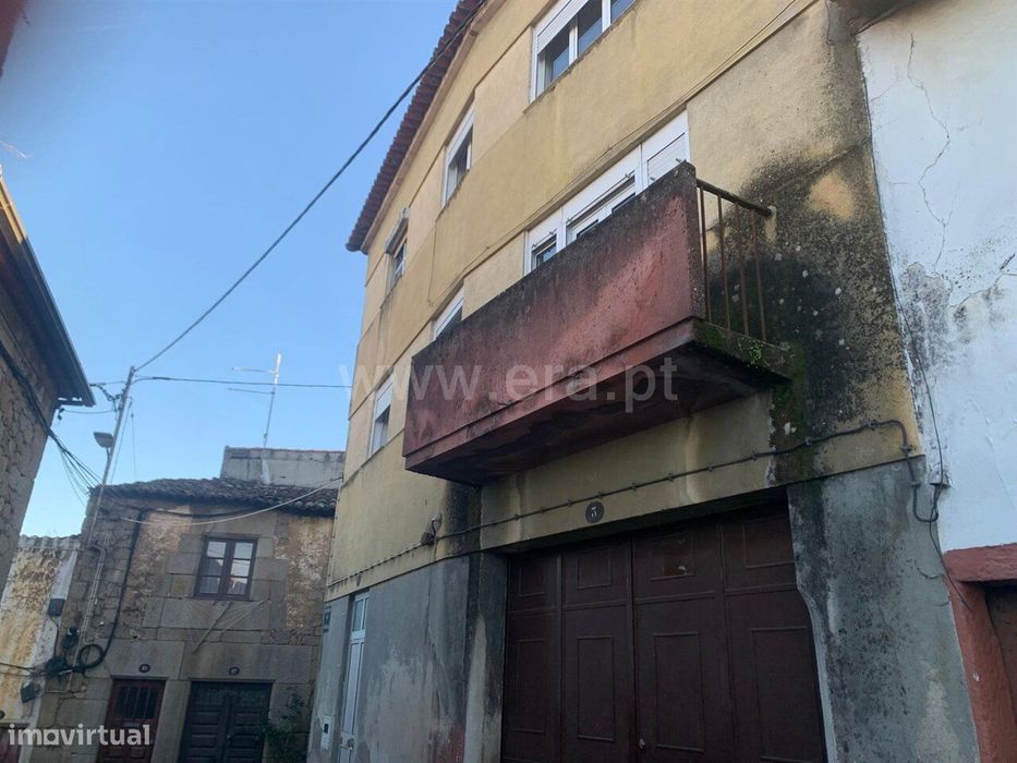 Moradia em Banda T4 / Fundão, Aldeia de Joanes