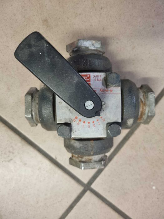 Zawór 4-drożny czterodrożny DANFOSS