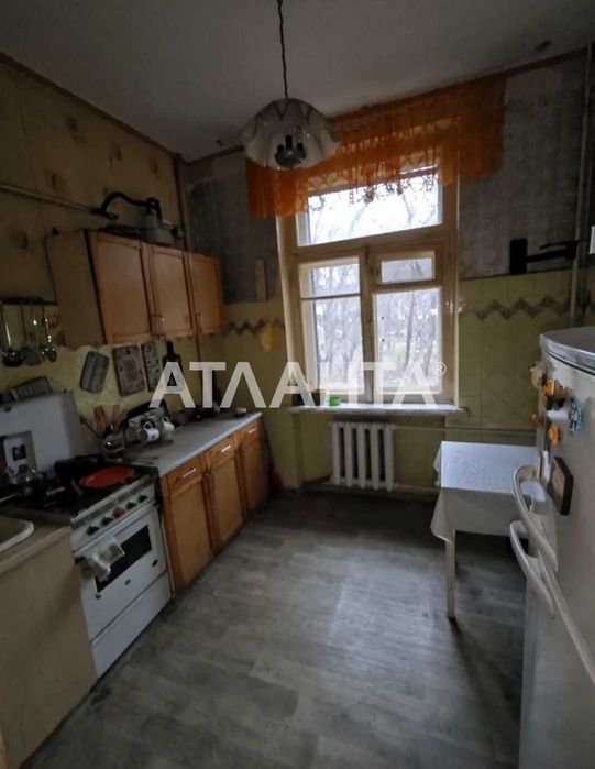 2-х комн.квартира. Сталинка. Средний этаж -57,5 кв.м