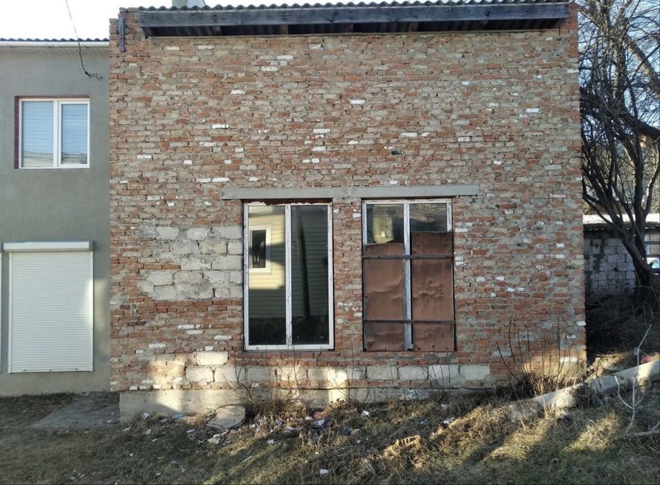 Комерційне приміщення під магазин, кавярню, аптеку, салон…