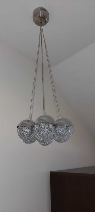 Lampa sufitowa nowoczesna wiszaca