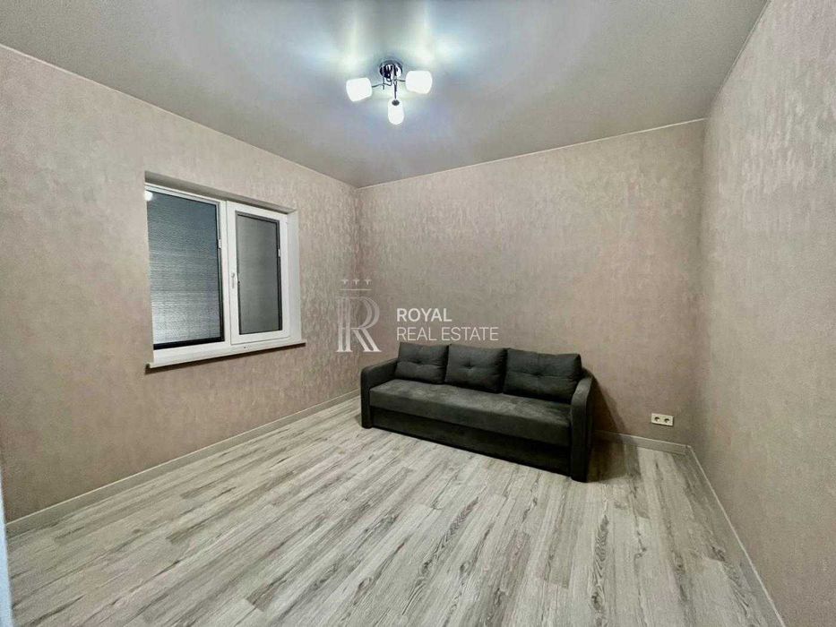 Продаж Будинок Вишгородський район КМ «Міжріччя» 130 м² 3 спальні Ділянка 6,5 соток Газ Сонячні панелі Інвертор Камін Тераса Тепла підлога