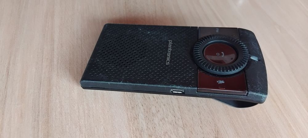 Kit Mãos Livres Bluetooth para Carro Plantronics K100