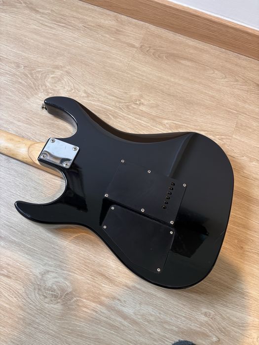 Guitarra Eléctrica Ibañez Gio