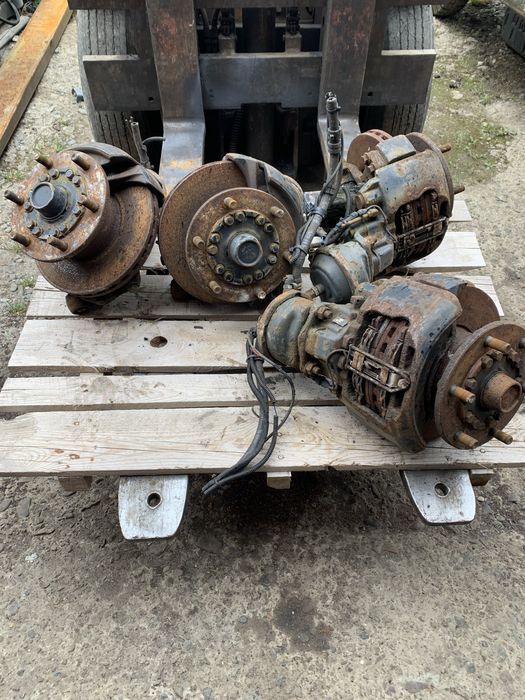 Ступиці передні ДАФ ЛФ 45-180, 45-170.