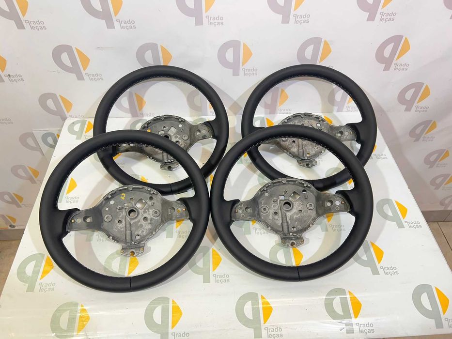 Volante Novo em pele Smart Fortwo