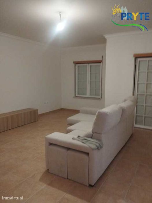 Apartamento T2 situado na Vila da Sertã