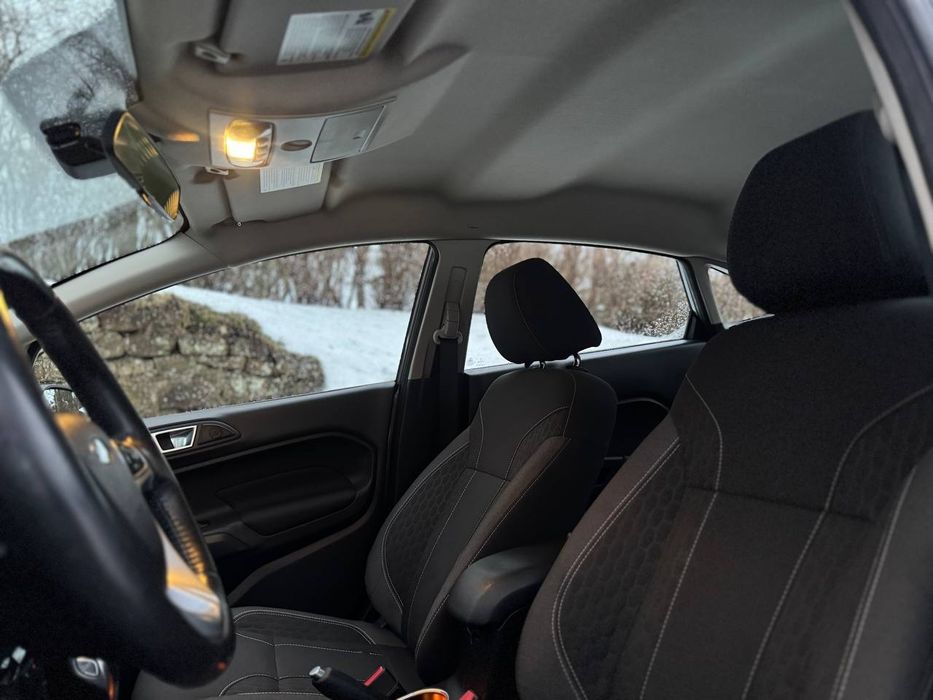 FORD FIESTA 2013 рік
