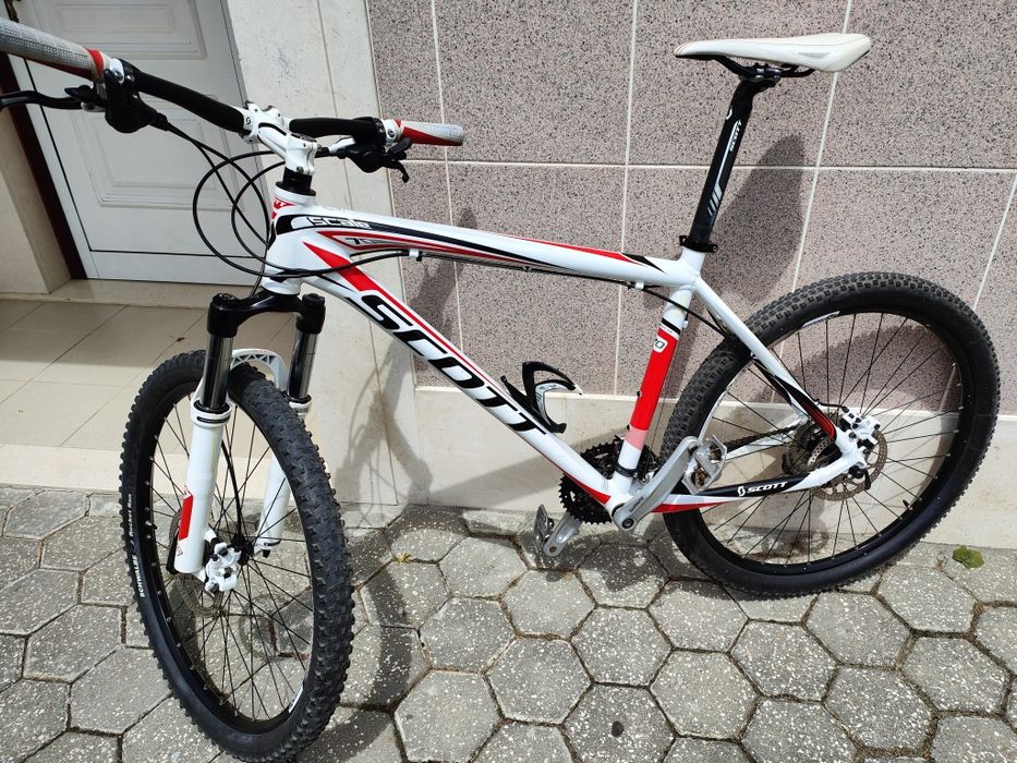 Bicicleta scott Scale 50 (como nova)