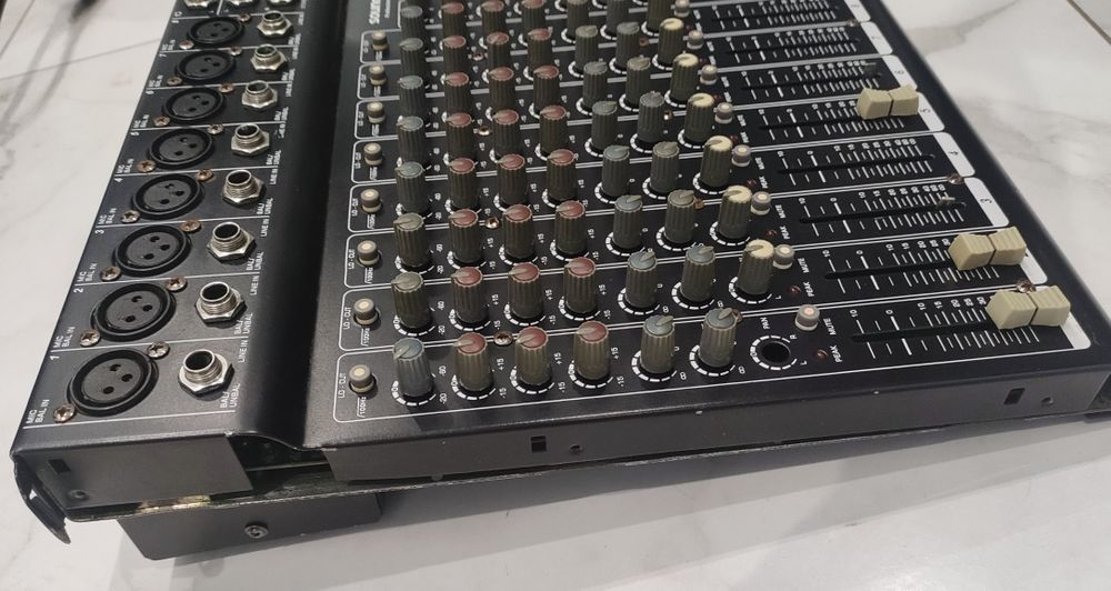 Продам микшерный пульт Soundking AS1602BD
