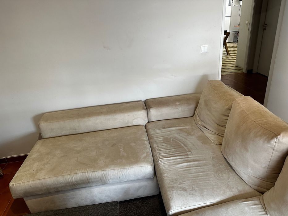 Sofá em camurça usado