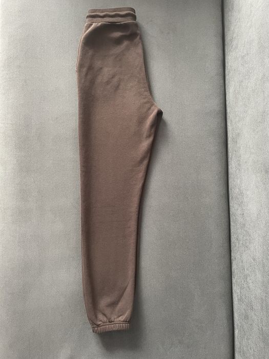 Жіночі спортивні штани. Спортивні штани.