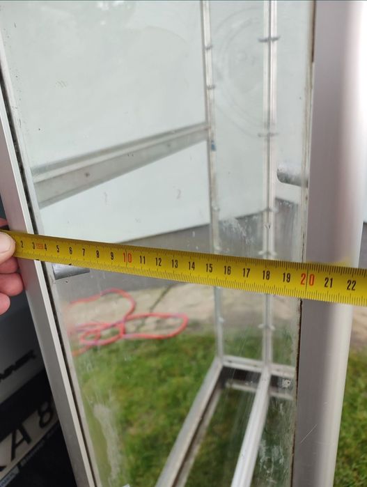 Продам дзеркальну вітрину